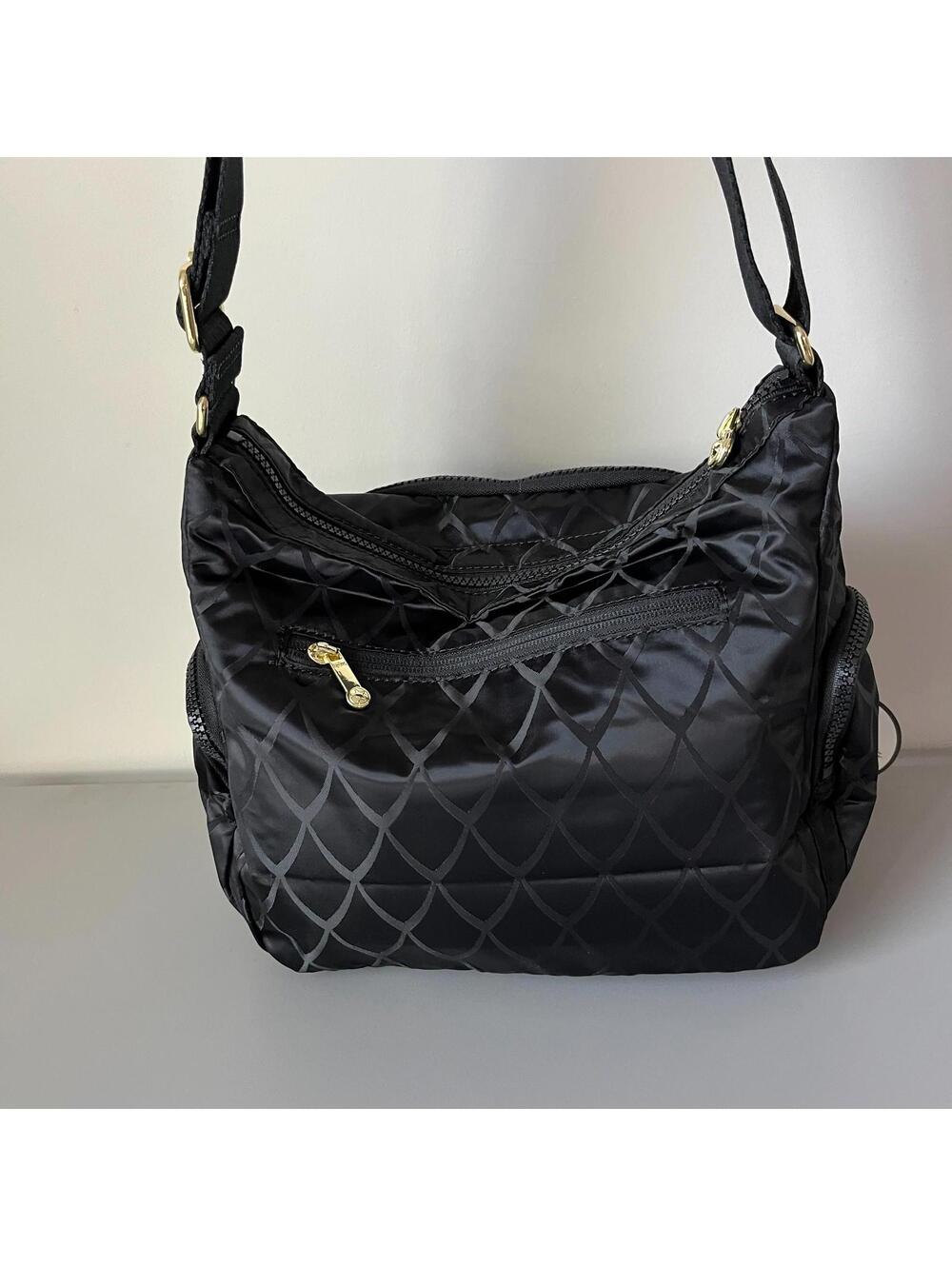 Kipling x Minions Limited Edition Gabbie Medium Size NWT - Picture 3 of 6